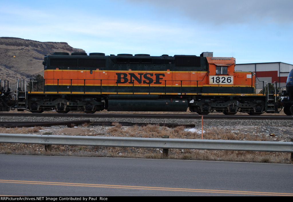 BNSF 1826